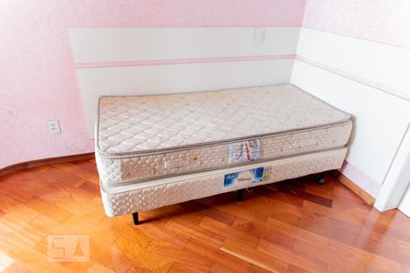 Apartamento à venda com 300m², 4 quartos e 4 vagasCama