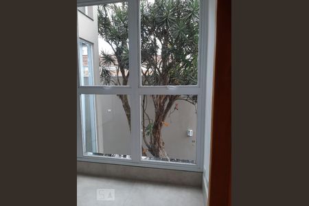 Área interna de casa para alugar com 4 quartos, 344m² em Bosque da Saúde, São Paulo