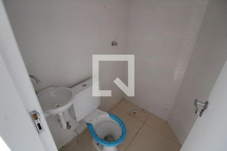 Banheiro de apartamento para alugar com 2 quartos, 32m² em Vila Bela, São Paulo