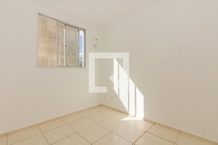 Quarto 2 de apartamento para alugar com 2 quartos, 44m² em Rubem Berta, Porto Alegre