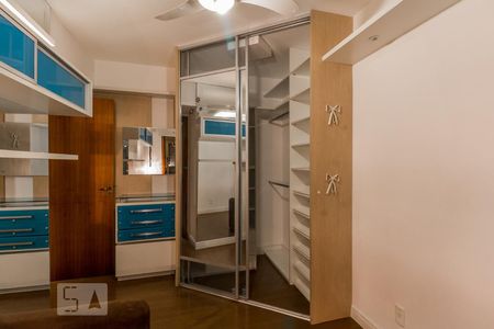 Apartamento à venda com 226m², 3 quartos e 2 vagasQuarto 3