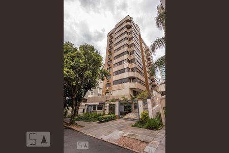 Apartamento à venda com 226m², 3 quartos e 2 vagasFachada e portaria