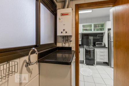 Apartamento à venda com 226m², 3 quartos e 2 vagasDetalhe da area de serviço
