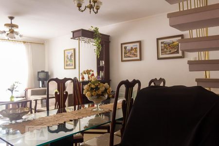 Casa de condomínio à venda com 100m², 2 quartos e 1 vagaSala de Jantar