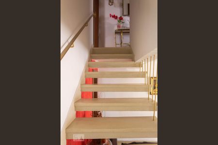 Casa de condomínio à venda com 100m², 2 quartos e 1 vagaEscadas