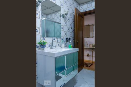 Casa de condomínio à venda com 100m², 2 quartos e 1 vagaBanheiro