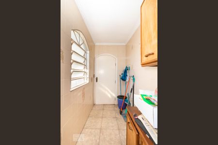 Casa à venda com 300m², 4 quartos e 6 vagasDispensa