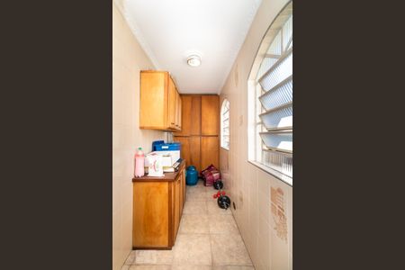 Casa à venda com 300m², 4 quartos e 6 vagasDispensa