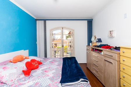 Suíte de casa à venda com 4 quartos, 300m² em Vila Medeiros, São Paulo