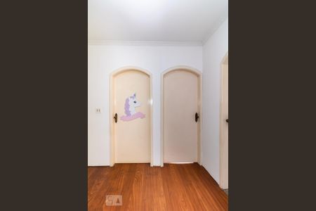 Casa à venda com 300m², 4 quartos e 6 vagasHall