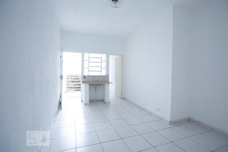 Casa para alugar com 150m², 2 quartos e 1 vaga Casa para alugar com 150m², 2 quartos e 1 vagaCozinha