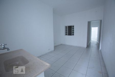 Casa para alugar com 150m², 2 quartos e 1 vaga Casa para alugar com 150m², 2 quartos e 1 vagaCozinha