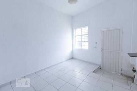 Sala de casa para alugar com 2 quartos, 150m² em Vila Carvalho, Sorocaba