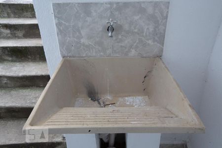 Casa para alugar com 150m², 2 quartos e 1 vaga Casa para alugar com 150m², 2 quartos e 1 vagaLavanderia