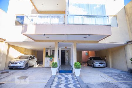 Apartamento à venda com 64m², 2 quartos e 1 vagaFachada e portaria