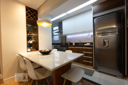 Apartamento para alugar com 73m², 2 quartos e 1 vaga Apartamento para alugar com 73m², 2 quartos e 1 vagaCozinha