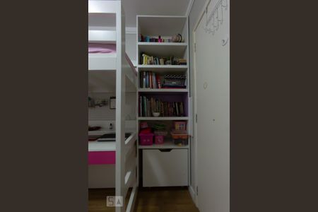 Apartamento para alugar com 73m², 2 quartos e 1 vaga Apartamento para alugar com 73m², 2 quartos e 1 vagaQuarto