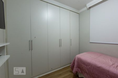 Apartamento para alugar com 73m², 2 quartos e 1 vaga Apartamento para alugar com 73m², 2 quartos e 1 vagaQuarto