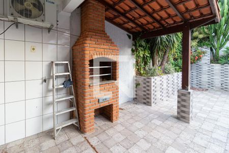Casa para alugar com 190m², 2 quartos e 2 vagas Casa para alugar com 190m², 2 quartos e 2 vagasChurrasqueira
