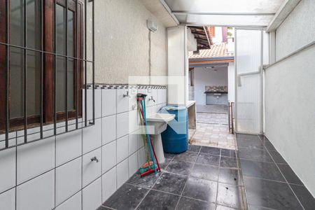 Casa para alugar com 190m², 2 quartos e 2 vagas Casa para alugar com 190m², 2 quartos e 2 vagasÁrea de serviço