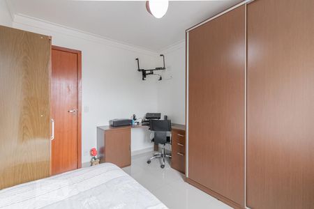 Apartamento à venda com 65m², 2 quartos e 1 vagaQuarto 2