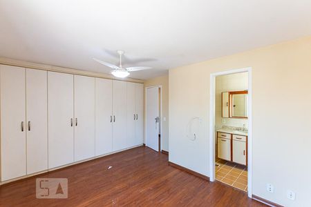 Apartamento à venda com 130m², 3 quartos e 2 vagasSuite