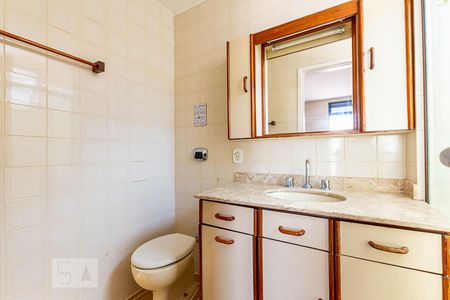 Apartamento à venda com 130m², 3 quartos e 2 vagasBanheiro da Suíte