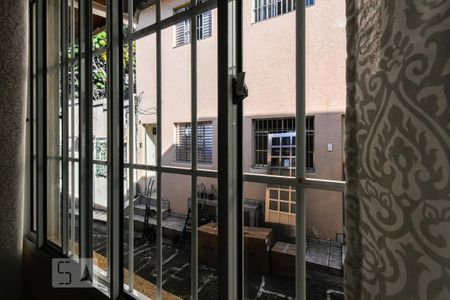 Sala - Vista de casa para alugar com 2 quartos, 61m² em Pinheiros, São Paulo