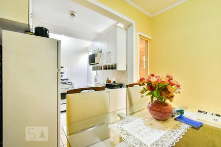 Casa para alugar com 61m², 2 quartos e sem vaga Casa para alugar com 61m², 2 quartos e sem vagaCozinha