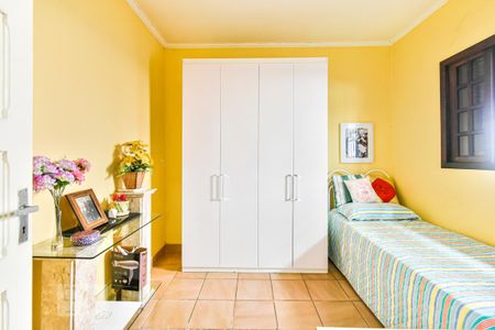Quarto 2 de casa para alugar com 2 quartos, 61m² em Pinheiros, São Paulo
