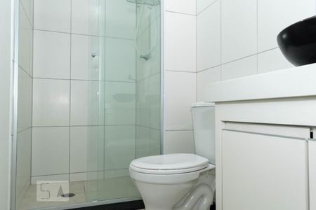 Banheiro de apartamento para alugar com 2 quartos, 38m² em Chácara Inglesa, São Paulo