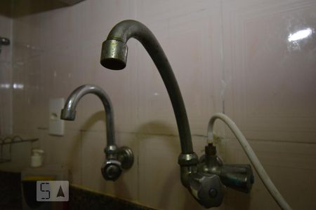 Casa à venda com 56m², 2 quartos e sem vagaCozinha - Torneira