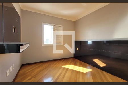 Apartamento à venda com 86m², 2 quartos e 2 vagasSuíte