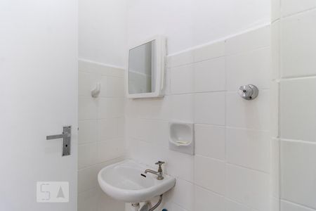 Apartamento para alugar com 85m², 3 quartos e 1 vaga Apartamento para alugar com 85m², 3 quartos e 1 vagaBanheiro de Serviço