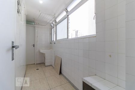 Apartamento para alugar com 85m², 3 quartos e 1 vaga Apartamento para alugar com 85m², 3 quartos e 1 vagaLavanderia