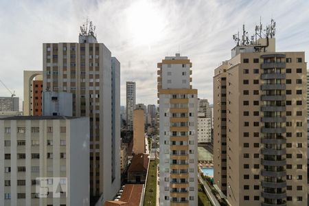 Vista da Sala de apartamento para alugar com 3 quartos, 85m² em Aclimação, São Paulo