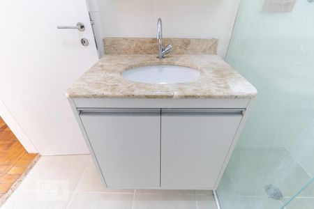 Apartamento para alugar com 85m², 3 quartos e 1 vaga Apartamento para alugar com 85m², 3 quartos e 1 vagaBanheiro