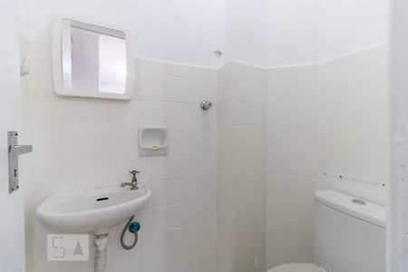 Apartamento para alugar com 85m², 3 quartos e 1 vaga Apartamento para alugar com 85m², 3 quartos e 1 vagaBanheiro de Serviço