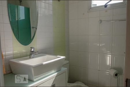 Apartamento para alugar com 130m², 3 quartos e 2 vagas Apartamento para alugar com 130m², 3 quartos e 2 vagasBanheiro Social