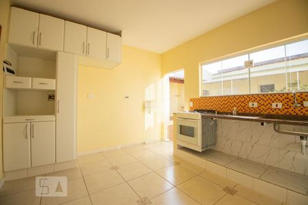 Casa à venda com 150m², 2 quartos e 2 vagascozinha