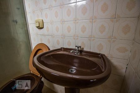 Banheiro - Torneira de kitnet/studio para alugar com 1 quarto, 28m² em Petrópolis, Porto Alegre