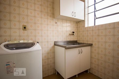 Cozinha de kitnet/studio para alugar com 1 quarto, 28m² em Petrópolis, Porto Alegre