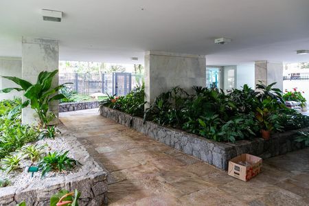 Apartamento à venda com 130m², 2 quartos e 1 vaga Apartamento à venda com 130m², 2 quartos e 1 vagaÁrea comum