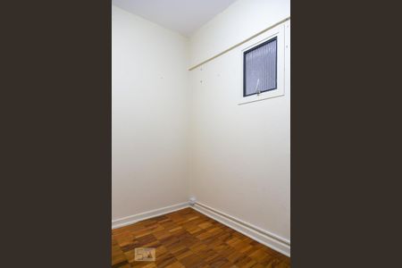 Apartamento à venda com 130m², 2 quartos e 1 vaga Apartamento à venda com 130m², 2 quartos e 1 vagaQuarto de serviço