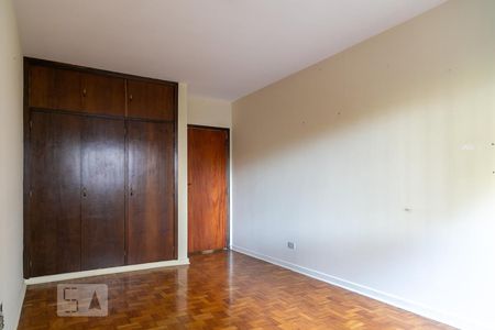 Apartamento à venda com 130m², 2 quartos e 1 vaga Apartamento à venda com 130m², 2 quartos e 1 vagaQuarto