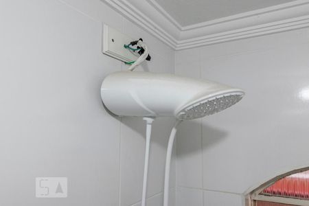 Casa à venda com 235m², 4 quartos e 5 vagasChuveiro