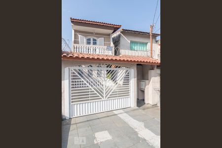 Casa à venda com 235m², 4 quartos e 5 vagasFachada