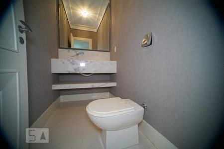 Casa à venda com 500m², 5 quartos e 5 vagasSuite 5