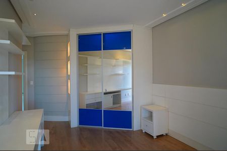 Casa à venda com 500m², 5 quartos e 5 vagasSuite 1