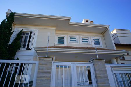 Casa à venda com 500m², 5 quartos e 5 vagasFachada da casa